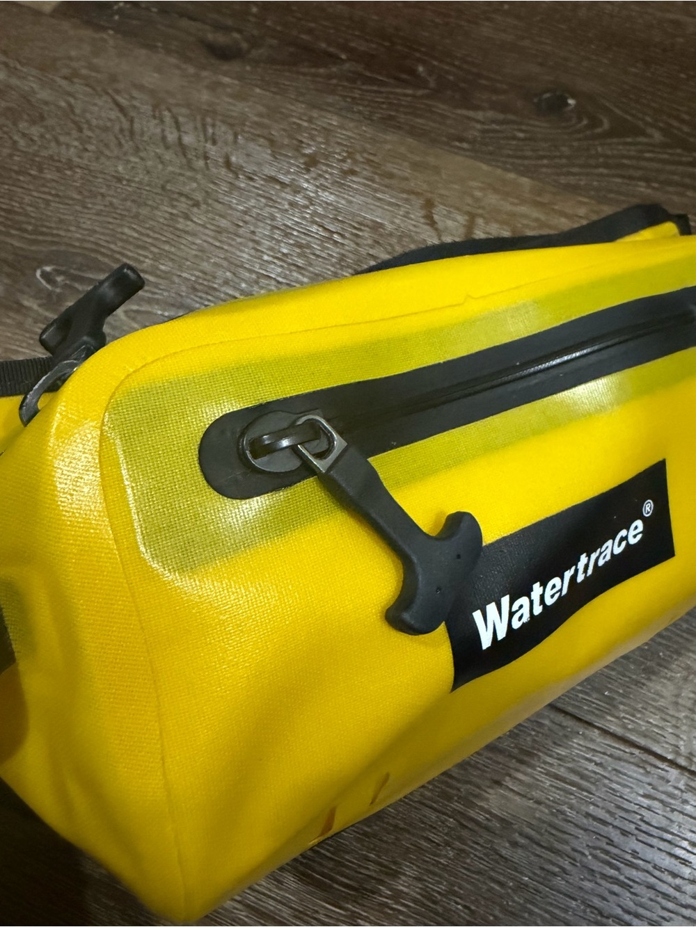 Watertrace Waterproof Fanny pack Waist Bag for Women yellow and black color - Picture 7 of 13